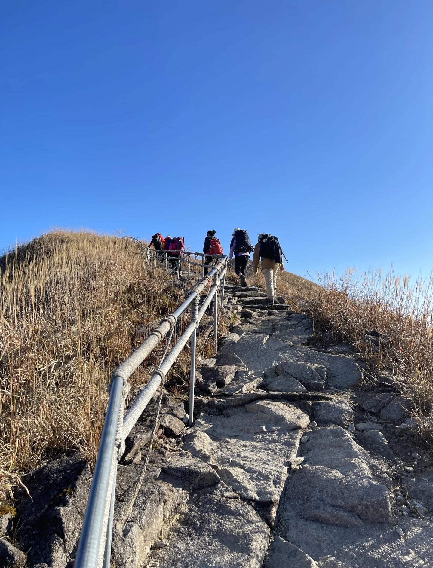 九游app下载中心-线路徒步穿越赛，挑战心灵与身体的极限的简单介绍