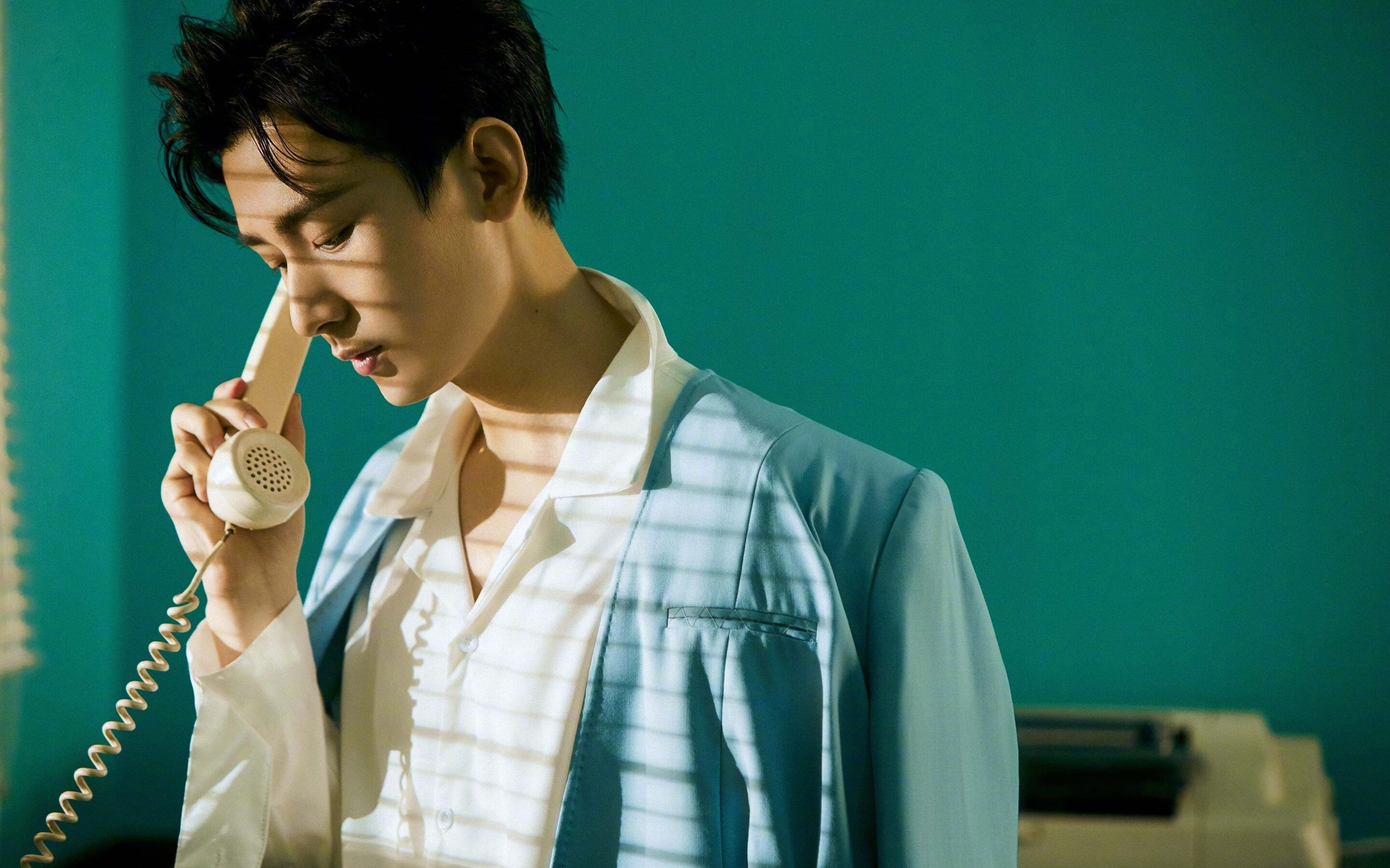 九游app官网下载-史上最“炫酷”的长距离三分：库里在对爵士比赛中投出41英尺的绝杀！