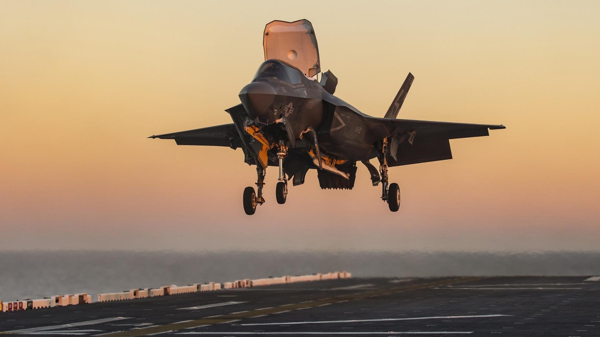 多特蒙德取胜在望,萨索洛队不甘示弱,多特菲萨