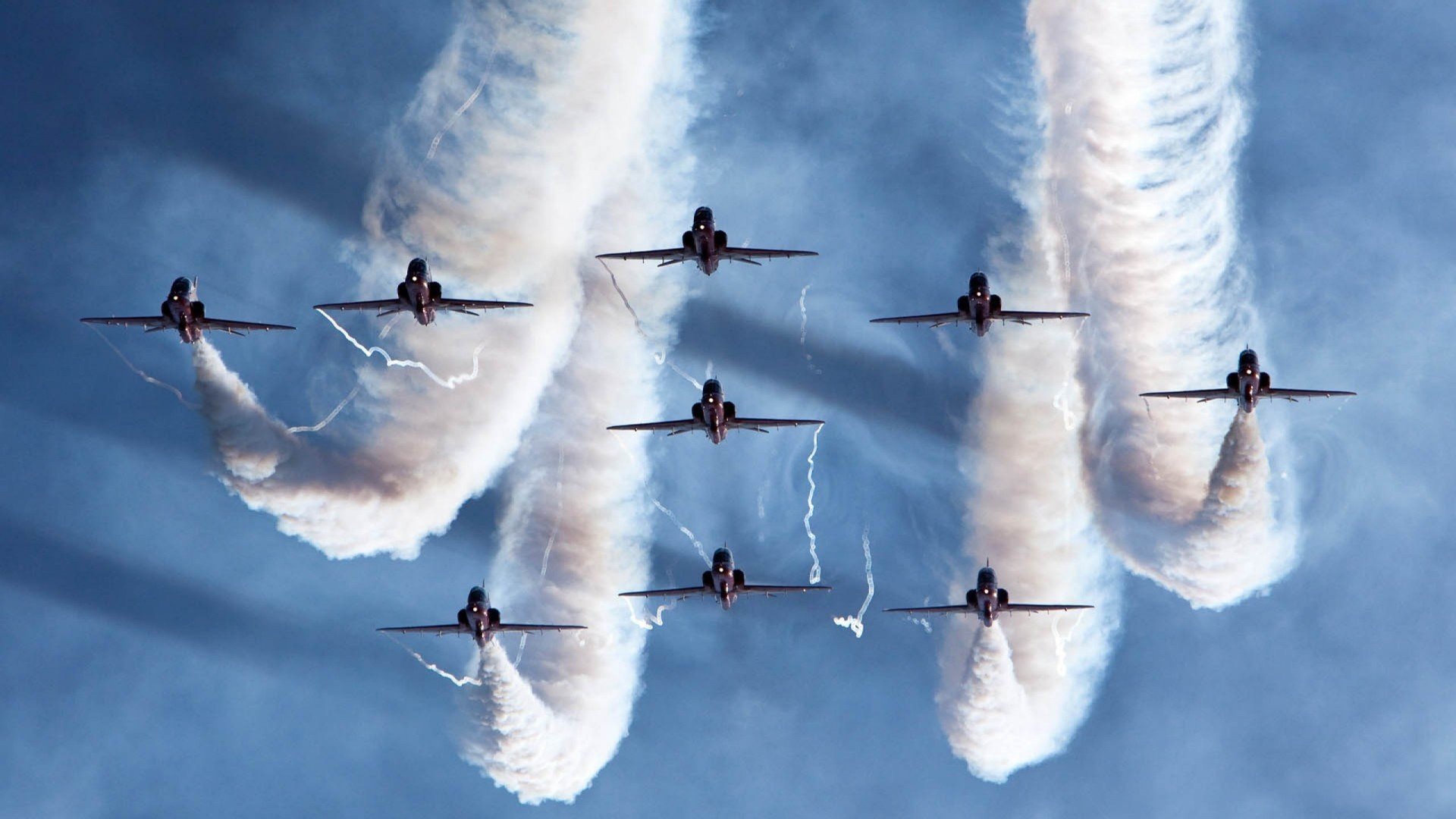 女子200蝶选手划水幅度对比，女子200米蝶泳夺金